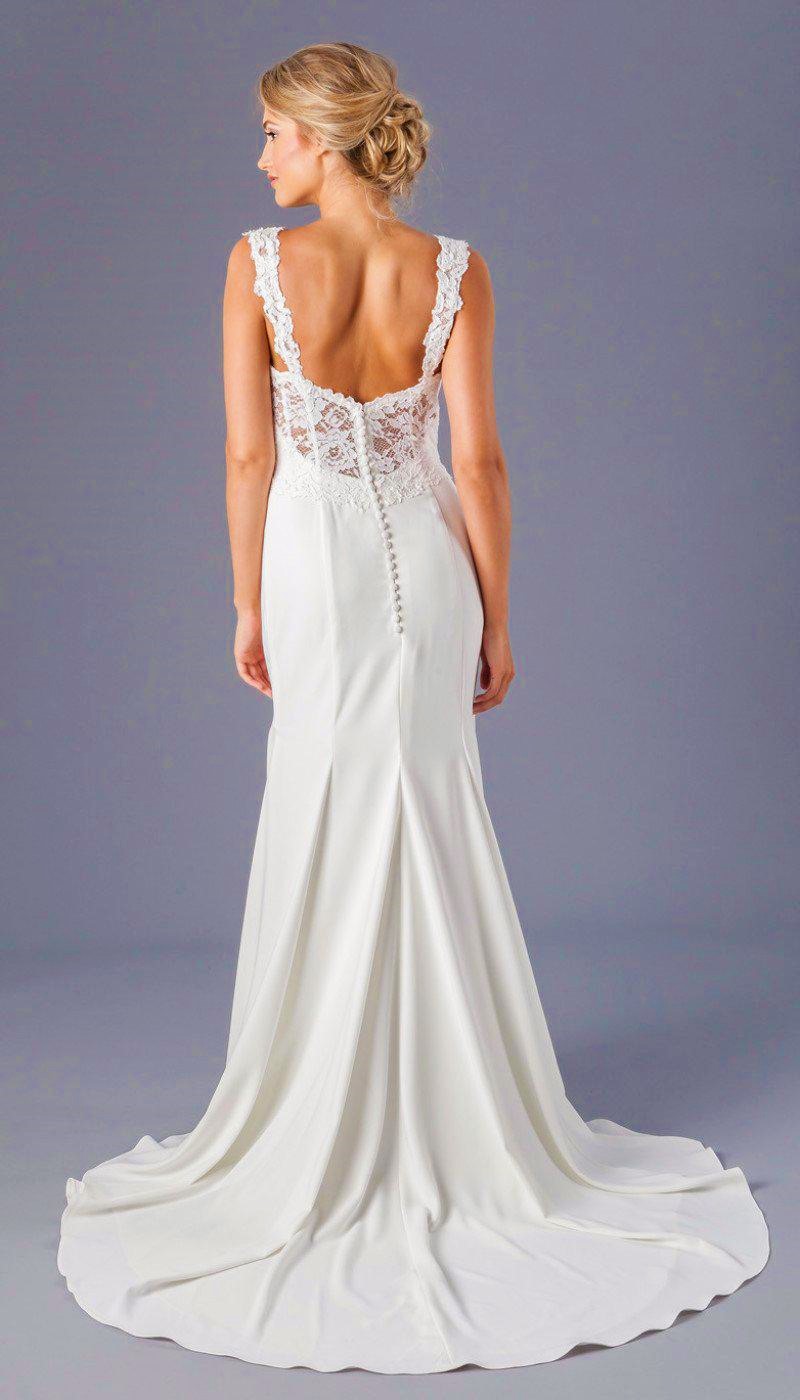wedding dress, wedding gown, bridal gown, lace wedding dress, backless wedding dress